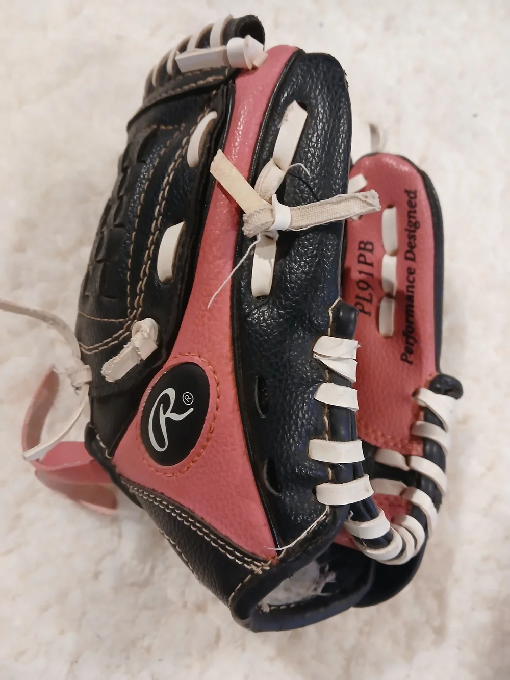 Rawlings Youth Black and Pink Baseball Glove
